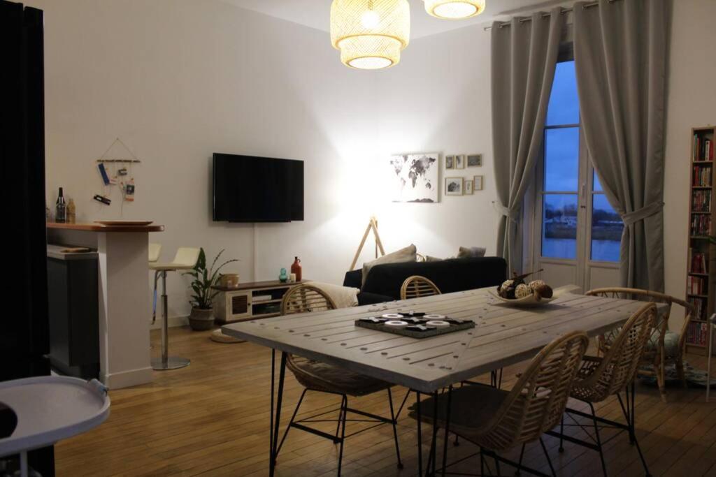סומור Appartement Vue Imprenable Sur La Loire !!! מראה חיצוני תמונה